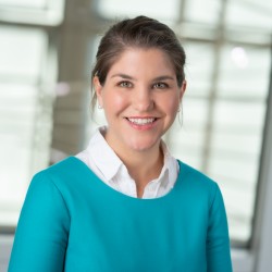 Allegra Bartscherer Headshot