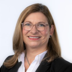 Lauren Quinn Headshot