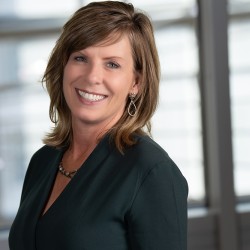Larisa Pavlick Headshot