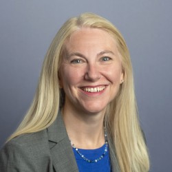 Wendy Weber Headshot